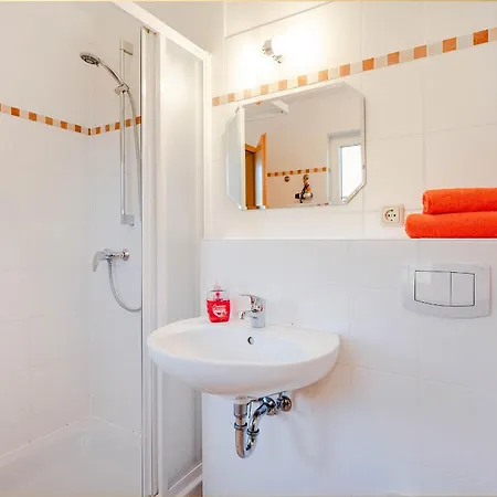 Am - 4-raum Haeuser Dhh Golfblick Korswandt